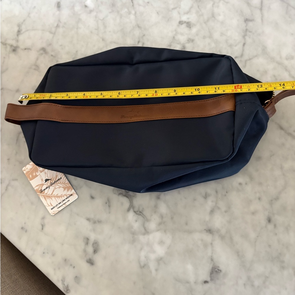 Tommy Bahama Navy and Brown Toiletry Bag new with tags
